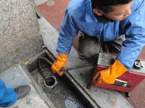 沙河口疏通下水道